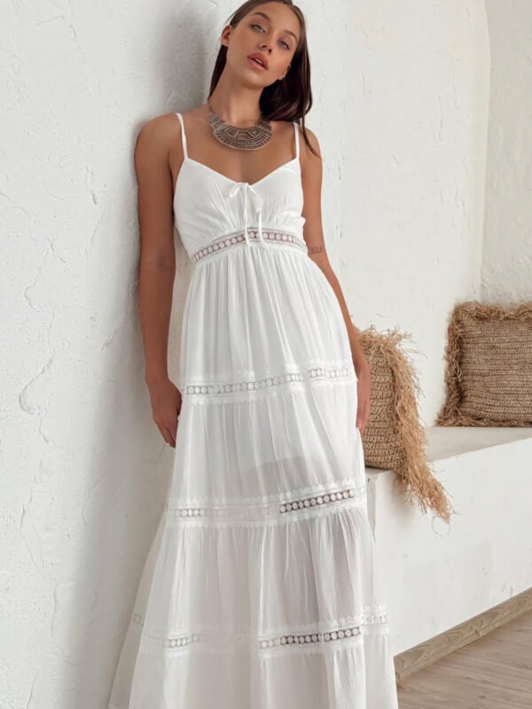 Beyaz Uzun Yazlık Elbise - Dantel Detaylı, Askılı Bohem Fisto Elbise
